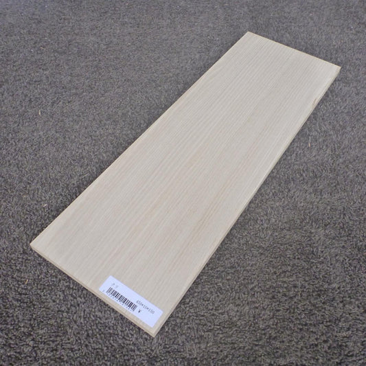 クリ　柾目　450×10×150　（仕上げ加工済み商品）