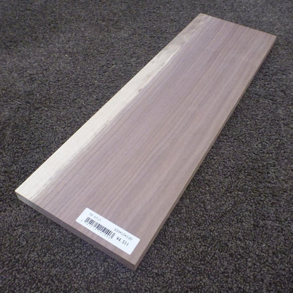 ウォールナット　柾目　450×15×140　（仕上げ加工済み商品）