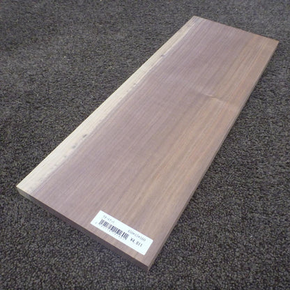 ウォールナット　柾目　450×15×160　（仕上げ加工済み商品）