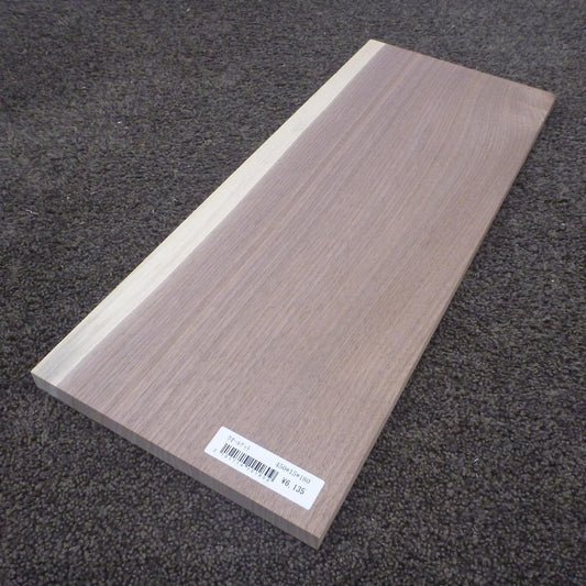 ウォールナット　柾目　450×15×180　（仕上げ加工済み商品）