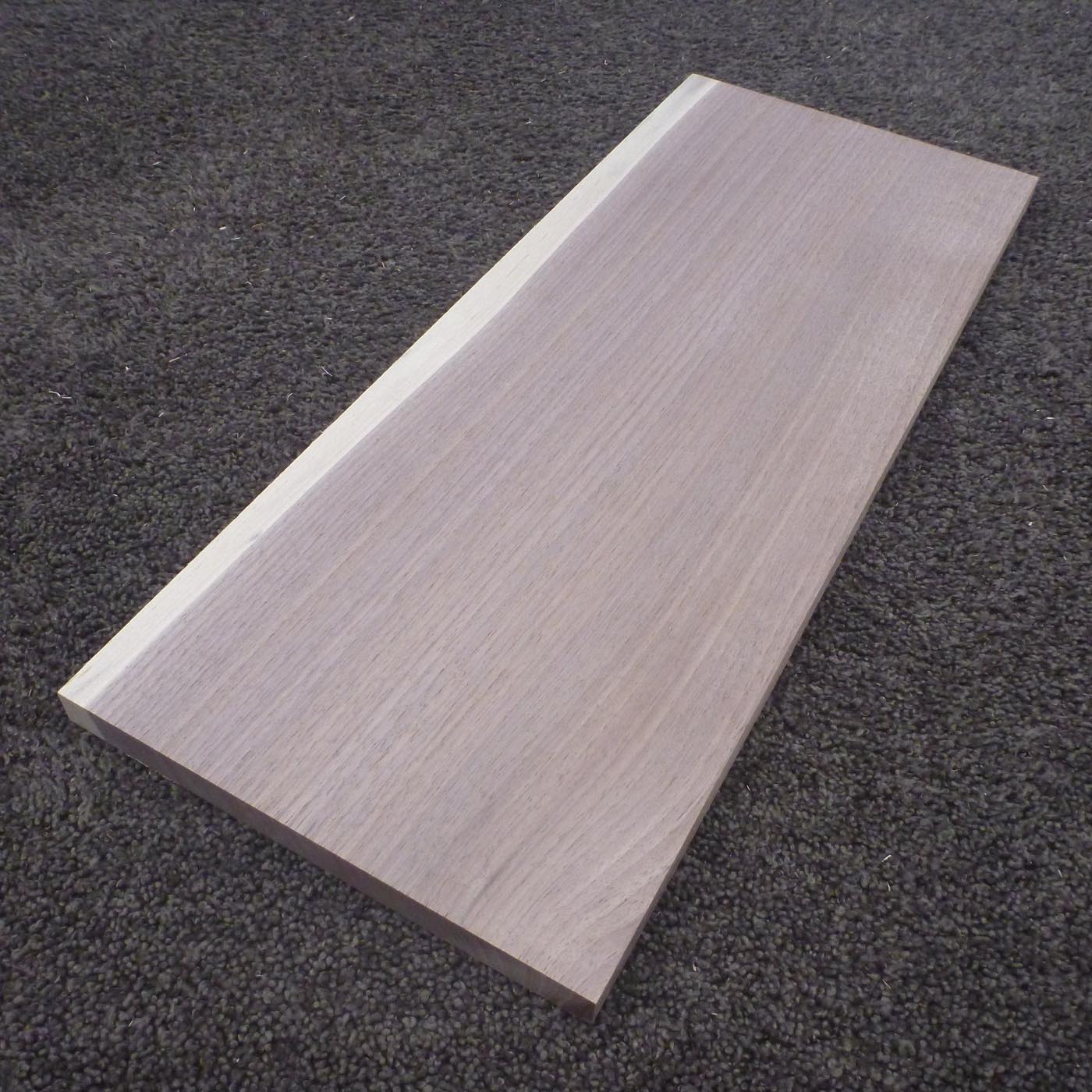 ウォールナット　柾目　450×15×180　（仕上げ加工済み商品）