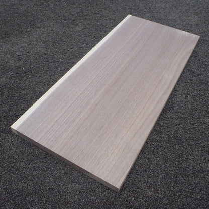 ウォールナット　柾目　450×15×200　（仕上げ加工済み商品）