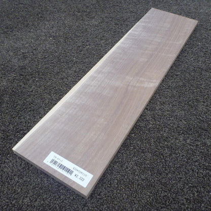 ウォールナット　柾目　450×10×110　（仕上げ加工済み商品）