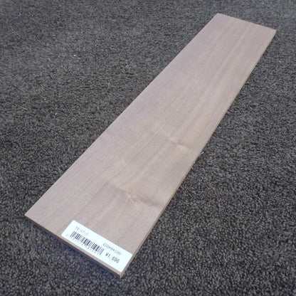 ウォールナット　柾目　450×8×100　（仕上げ加工済み商品）