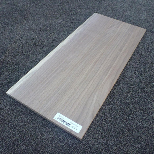 ウォールナット　柾目　450×8×200　（仕上げ加工済み商品）