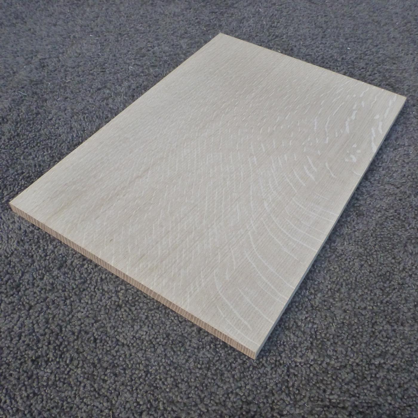 ナラ　柾目　300×10×210　（仕上げ加工済み商品）