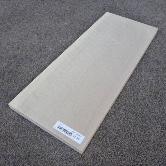 ホオ　柾目　450×15×180　（仕上げ加工済み商品）