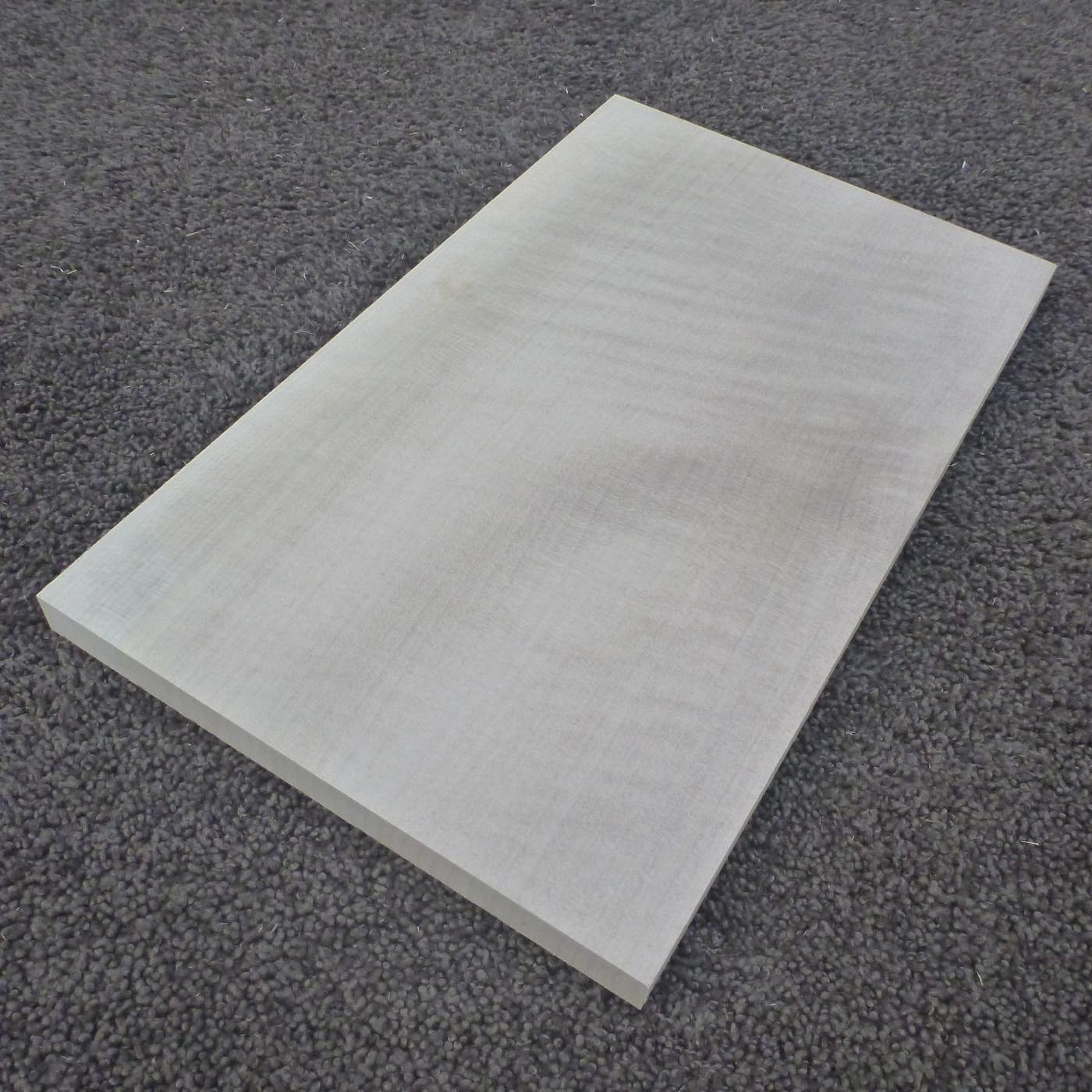 ホオ　柾目　300×15×180　（仕上げ加工済み商品）