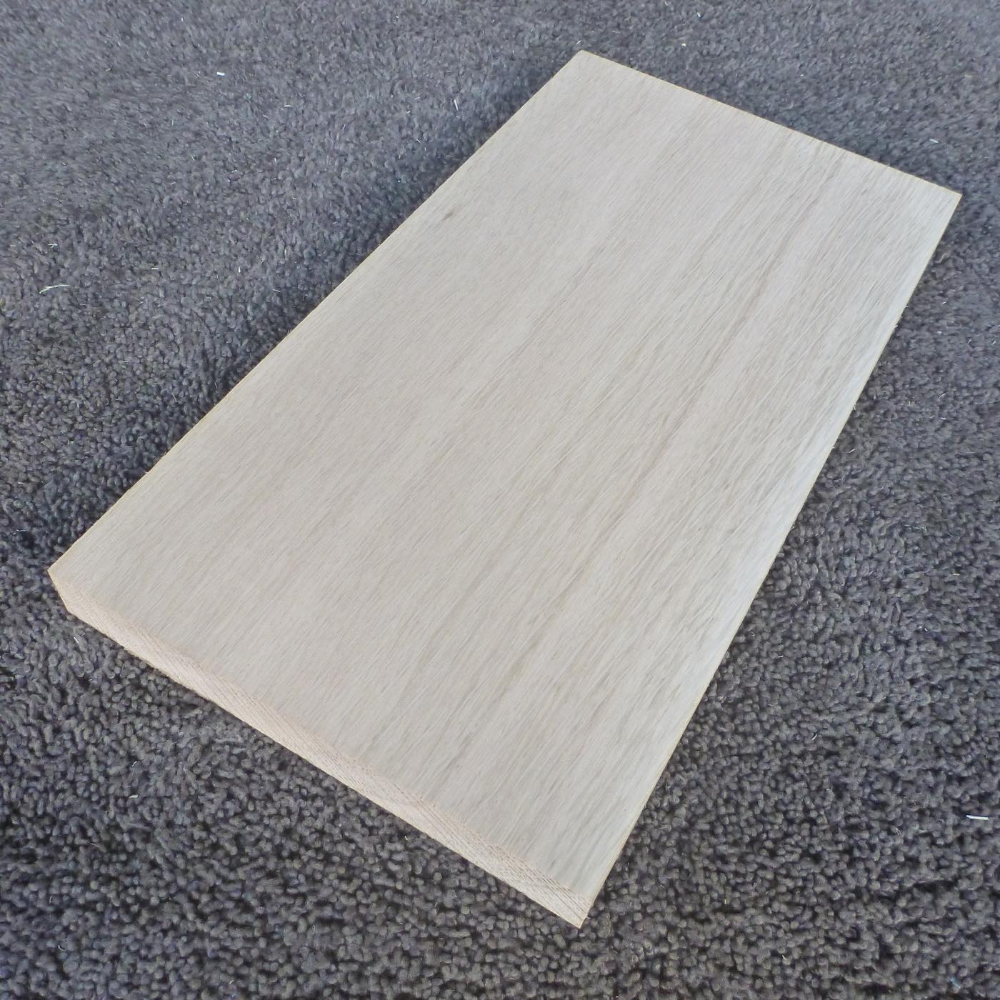 ホワイトオーク　柾目　300×21×160　（仕上げ加工済み商品）