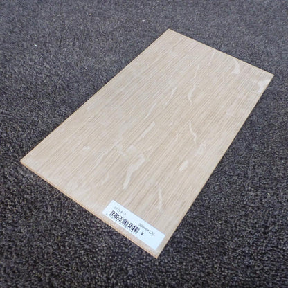 ホワイトオーク　柾目　300×6×170　（仕上げ加工済み商品）