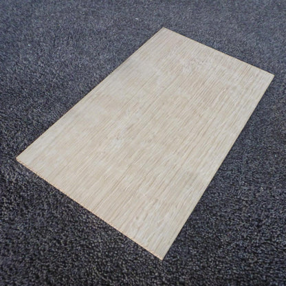 ホワイトオーク　柾目　300×6×180　（仕上げ加工済み商品）