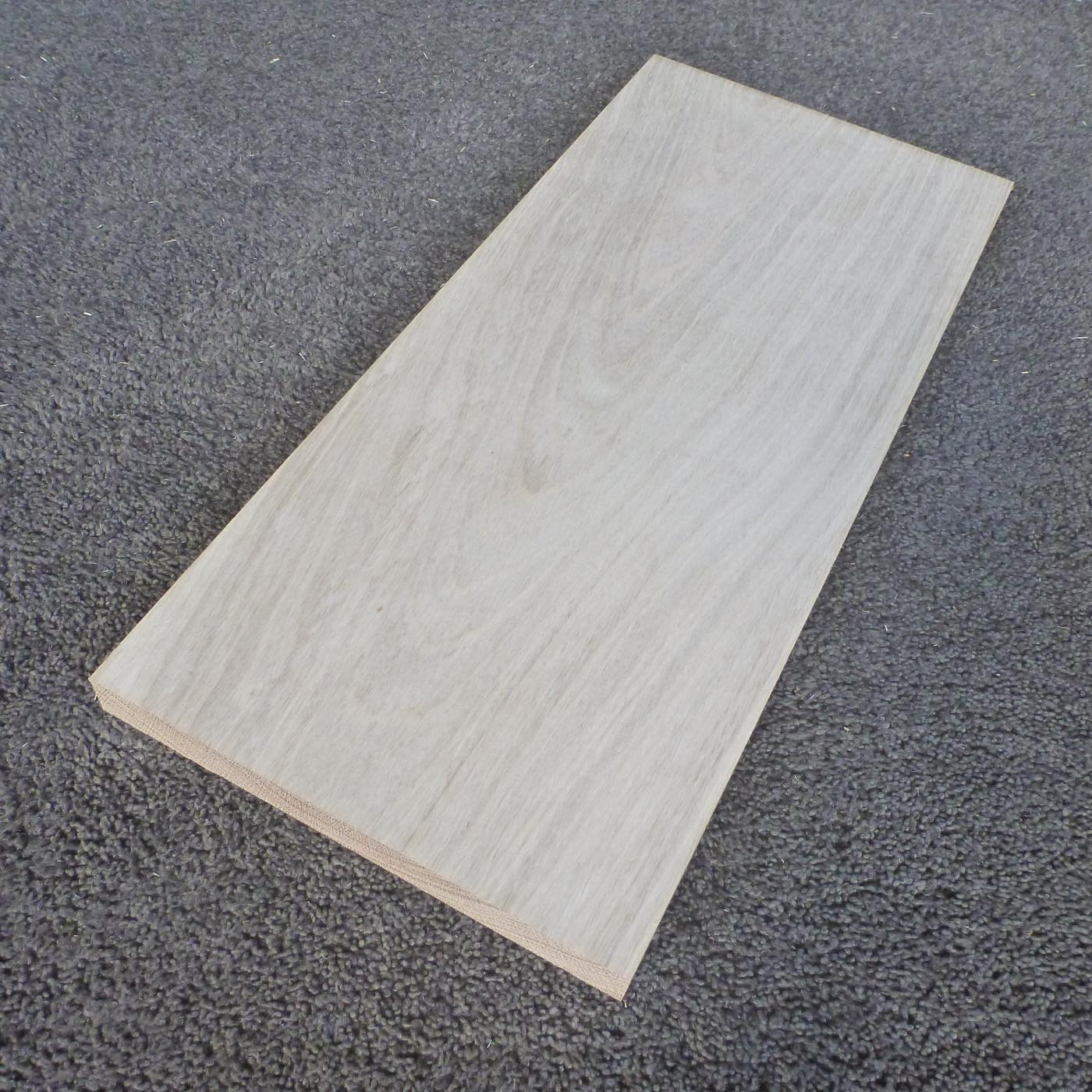 ホワイトオーク　板目　450×21×200　（仕上げ加工済み商品）