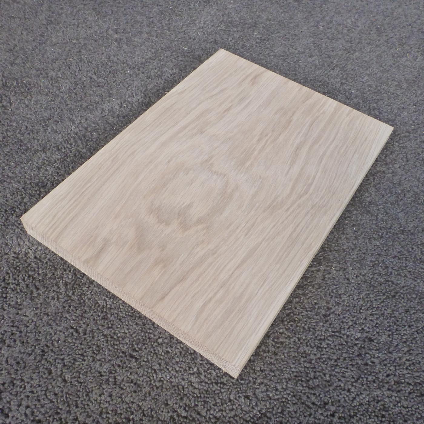 ホワイトオーク　板目　300×21×210　（仕上げ加工済み商品）