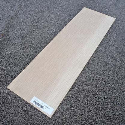 ホワイトオーク　柾目　450×6×140　（仕上げ加工済み商品）