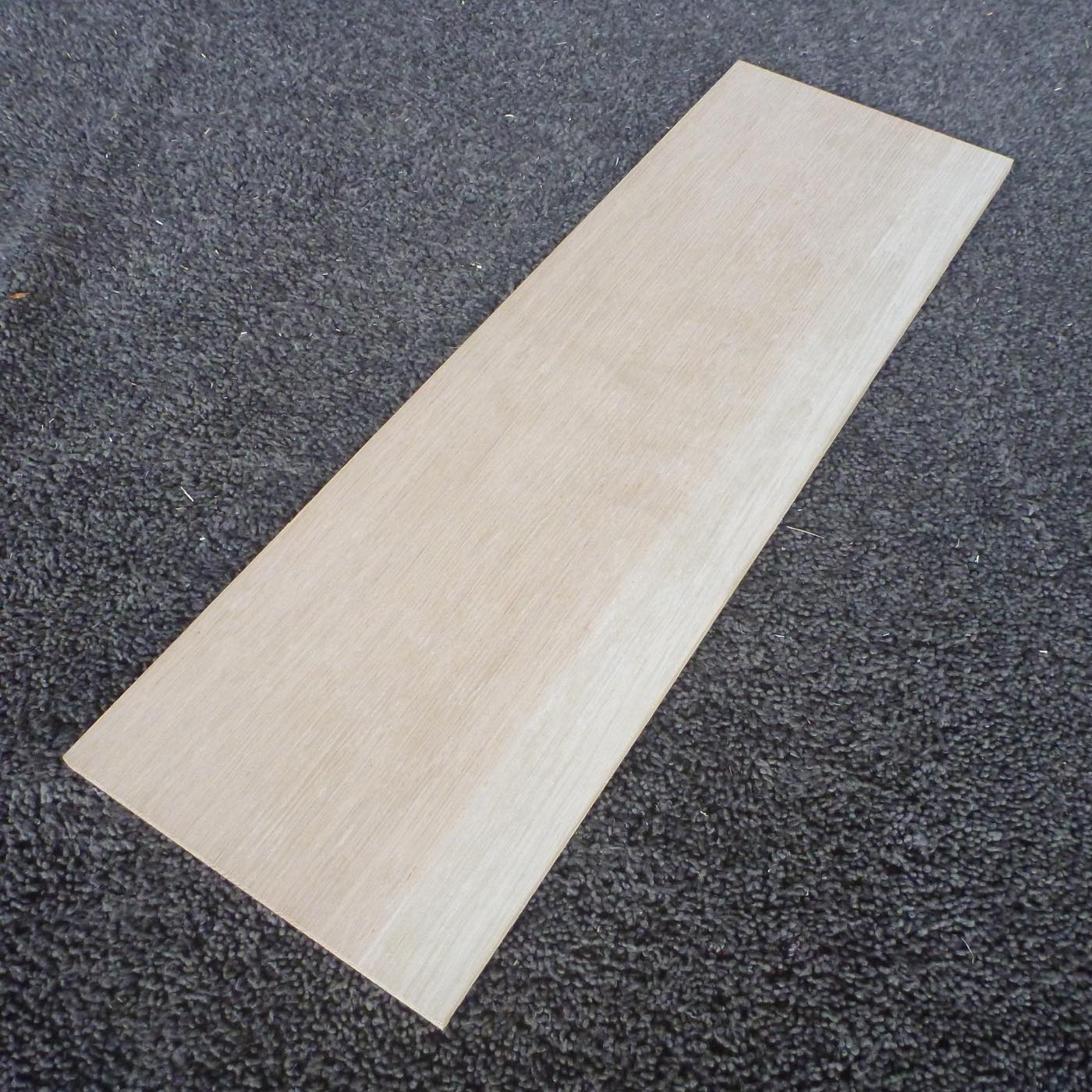 ホワイトオーク　柾目　450×6×140　（仕上げ加工済み商品）