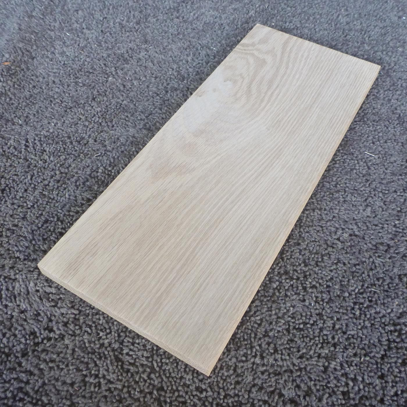 ホワイトオーク　板目　300×12×120　（仕上げ加工済み商品）