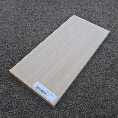 レッドオーク　柾目　300×15×140　（仕上げ加工済み商品）