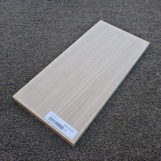 レッドオーク　柾目　300×15×140　（仕上げ加工済み商品）