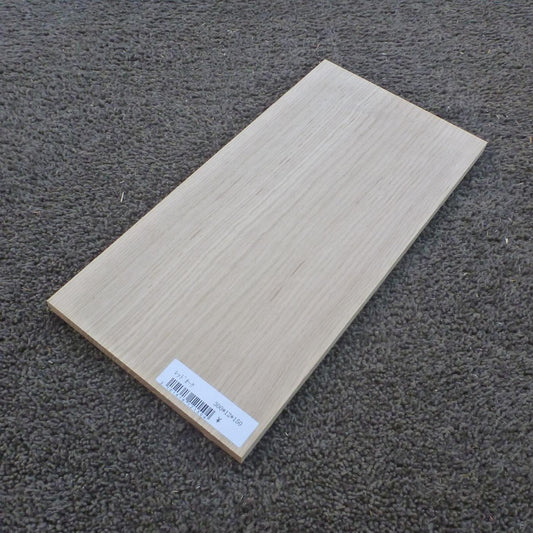 レッドオーク　柾目　300×12×150　（仕上げ加工済み商品）