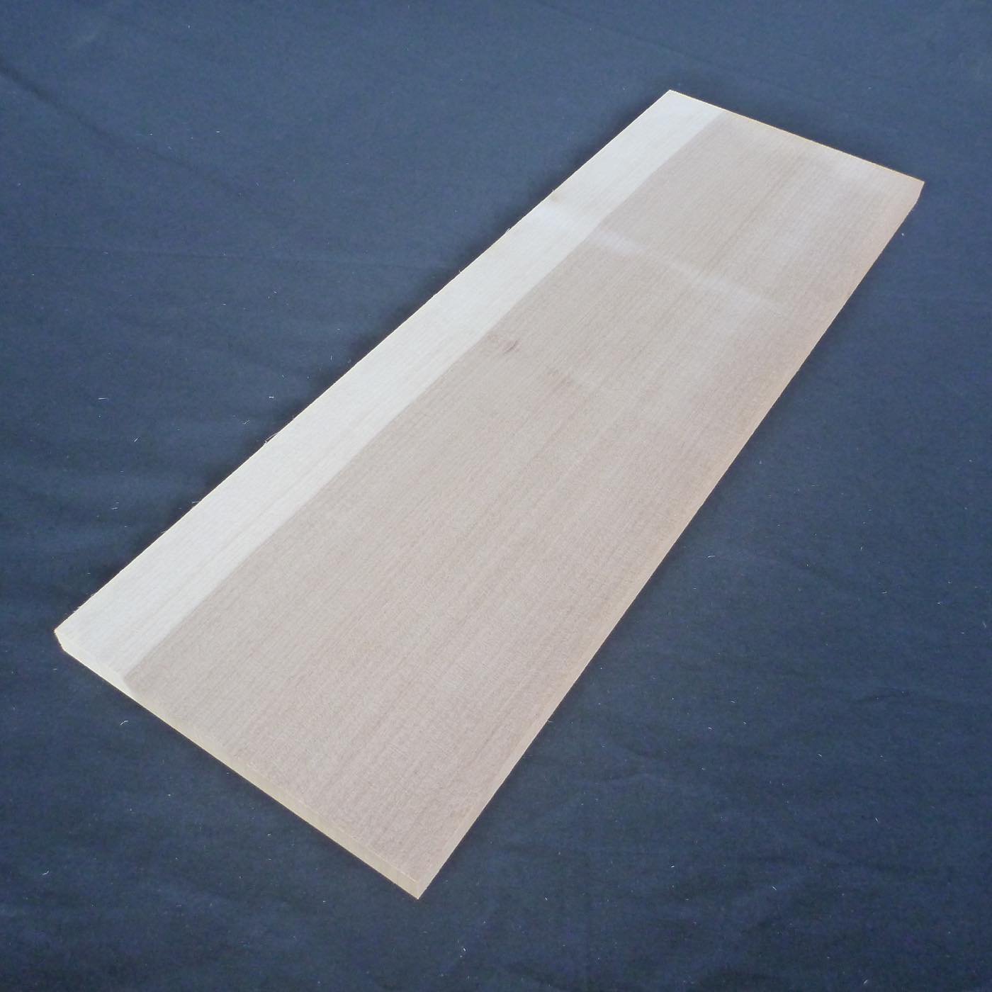 カツラ　柾目　450×12×150　（仕上げ加工済み商品）