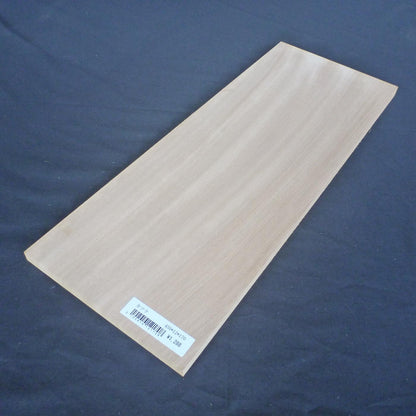 カツラ　柾目　450×12×170　（仕上げ加工済み商品）