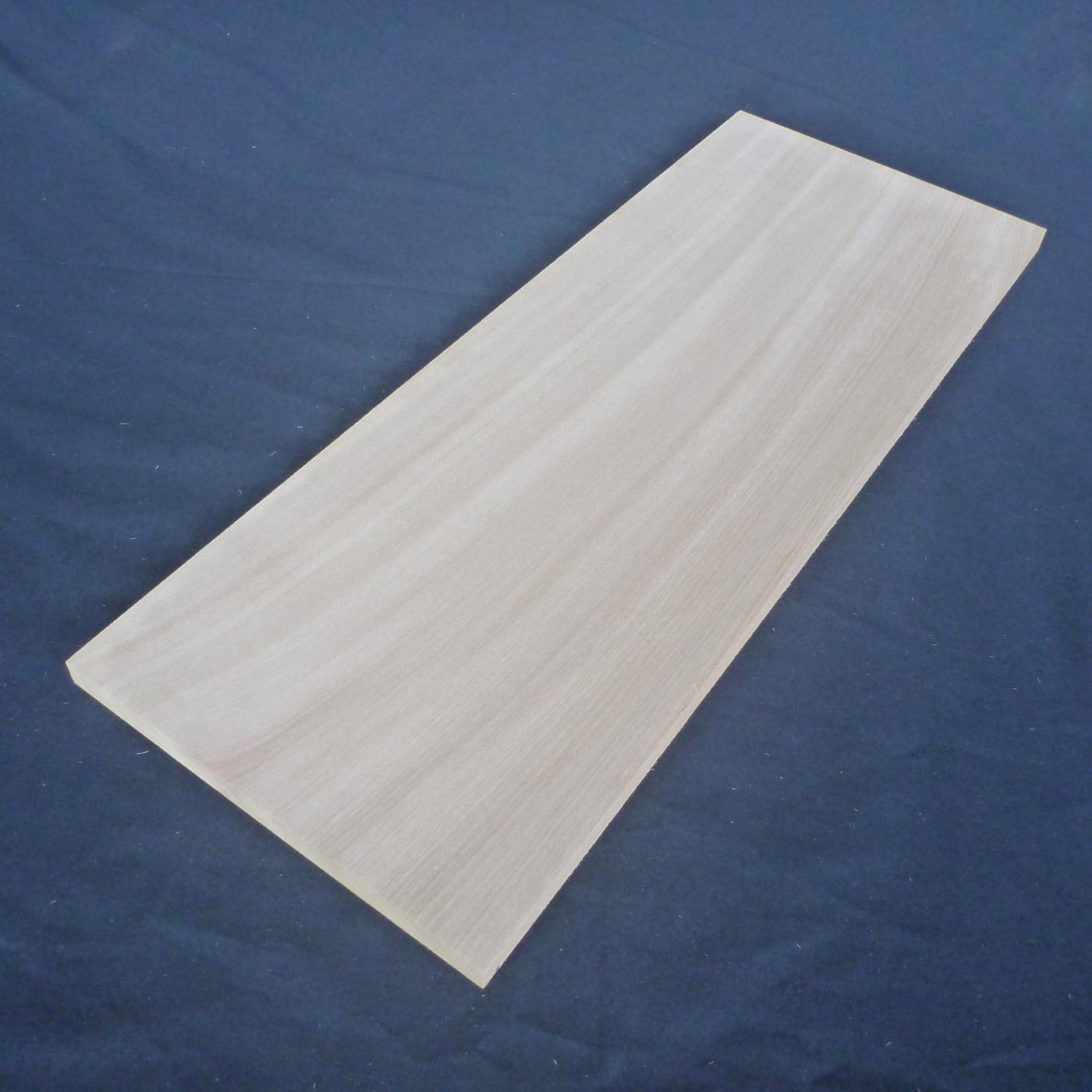 カツラ　柾目　450×12×170　（仕上げ加工済み商品）