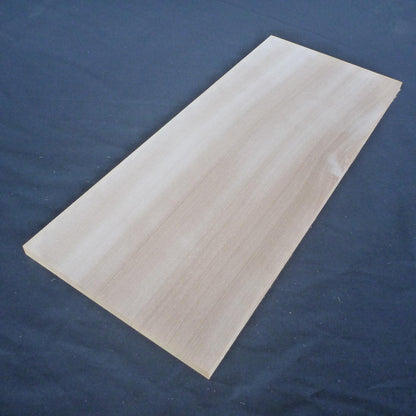 カツラ　柾目　450×12×190　（仕上げ加工済み商品）
