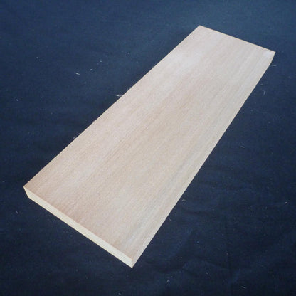 カツラ　柾目　300×15×100　（仕上げ加工済み商品）