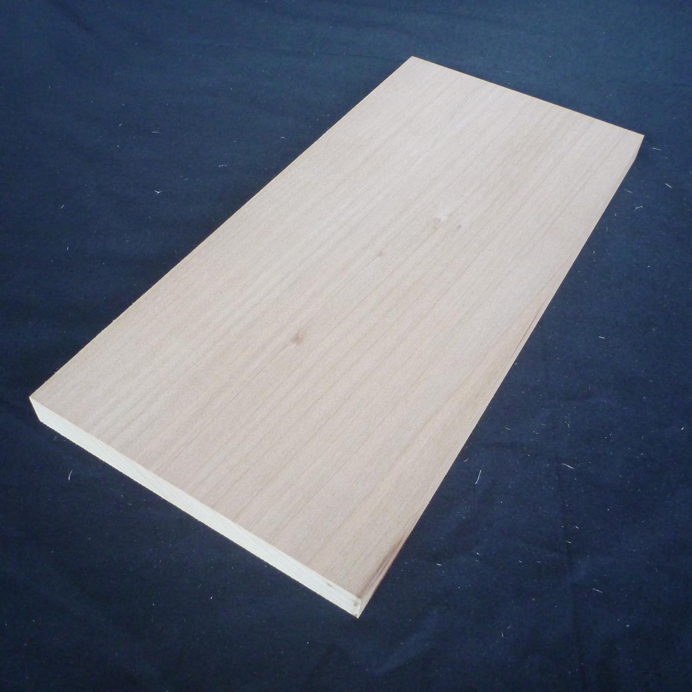 カツラ　柾目　300×15×140　（仕上げ加工済み商品）