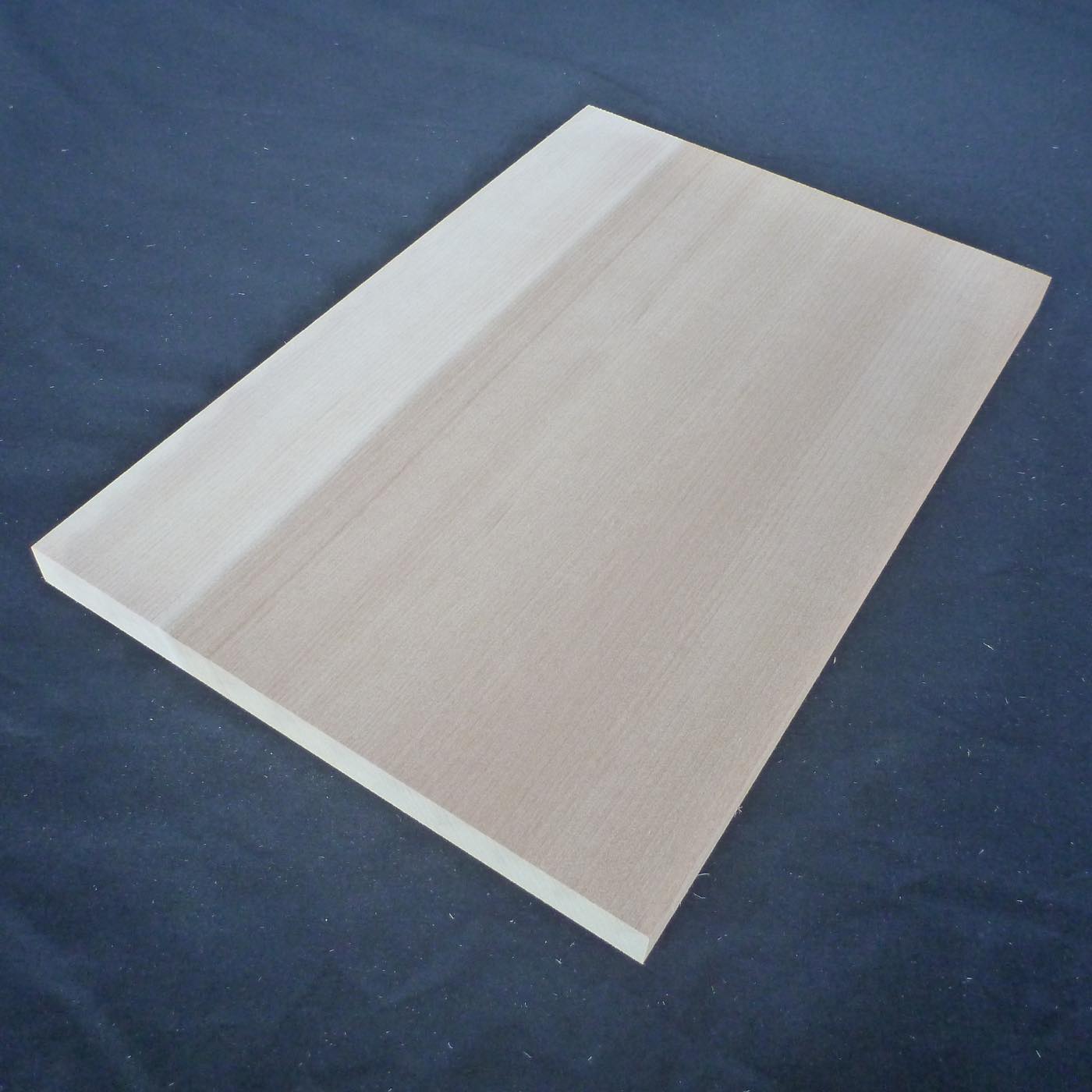 カツラ　柾目　300×15×200　（仕上げ加工済み商品）