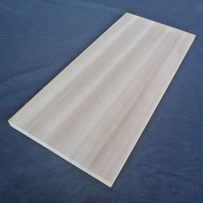 カツラ　柾目　450×15×200　（仕上げ加工済み商品）