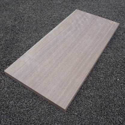 ウォールナット　柾目　300×12×140　（仕上げ加工済み商品）