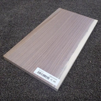 ウォールナット　柾目　300×12×160　（仕上げ加工済み商品）