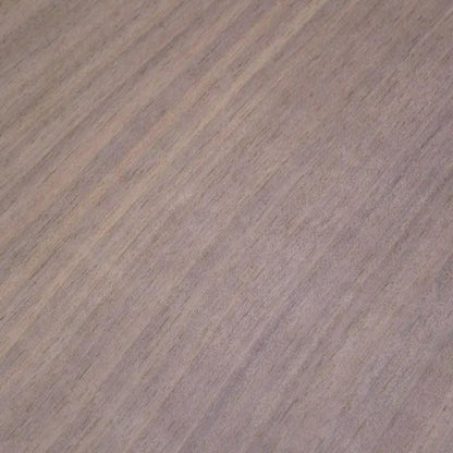 ウォールナット　柾目　300×8×150　（仕上げ加工済み商品）